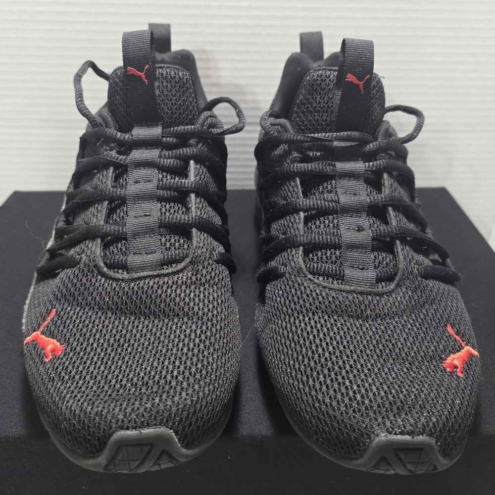 Puma Mens Axelion City Escape Black Red Shoes 7 Youth EUC